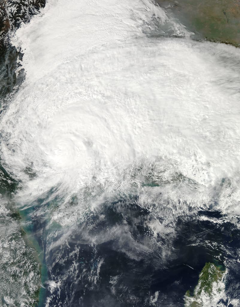 Alerta en el Pacífico mexicano: una depresión tropical podría transformarse en huracán