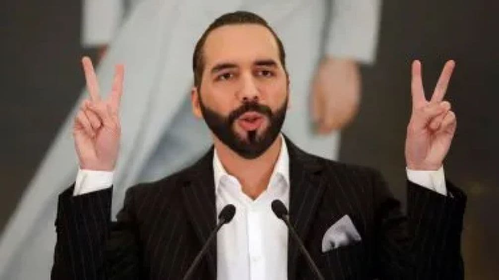 El Gobierno de Bukele anunció que pagará los recibos de luz y de agua de toda la población