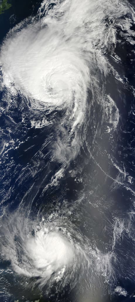 El huracán Polo azota con lluvias intensas a cinco estados mexicanos y roza la categoría máxima