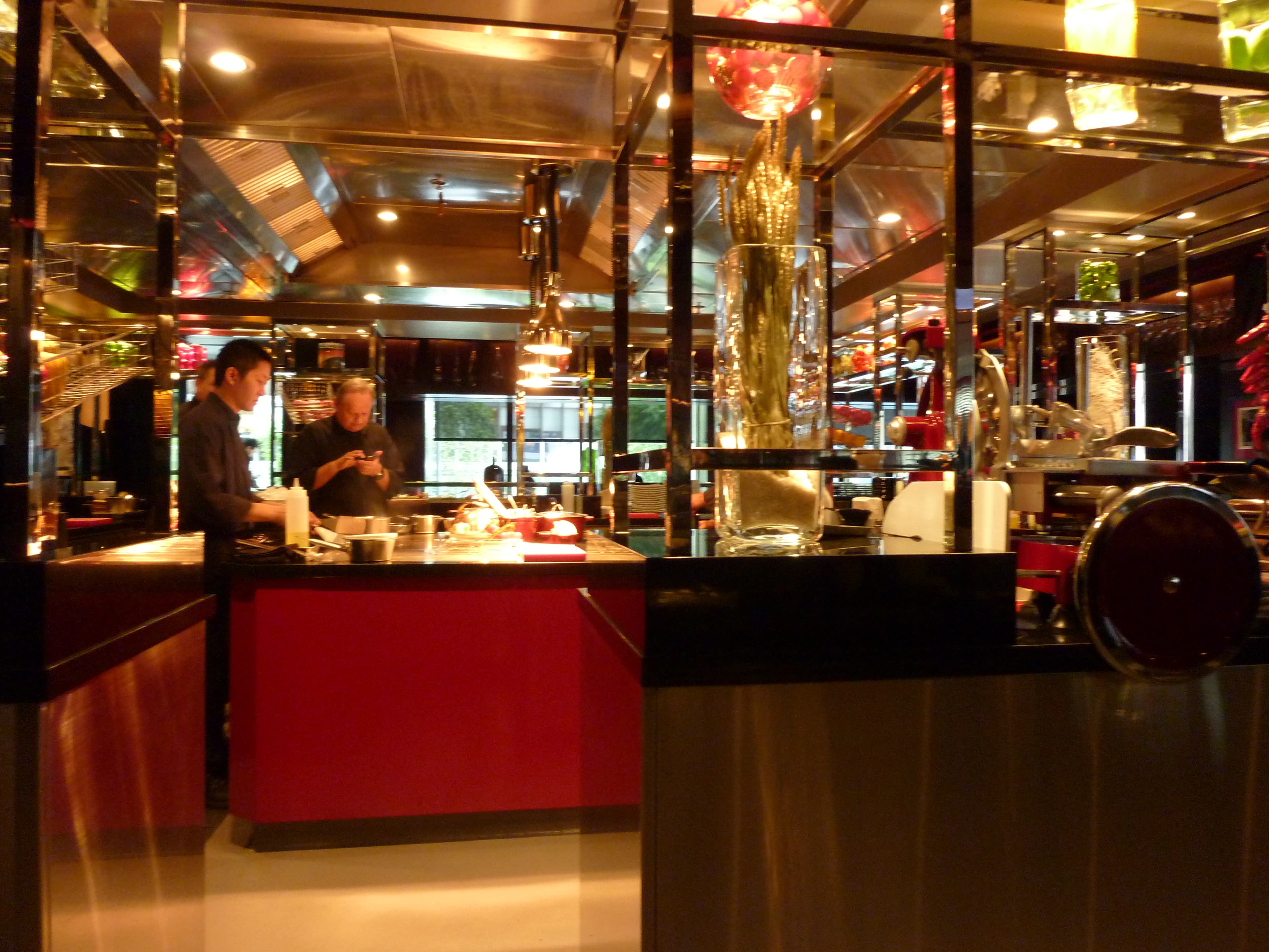 El legado gastronómico de Robuchon sigue brillando en Miami con dos estrellas Michelin