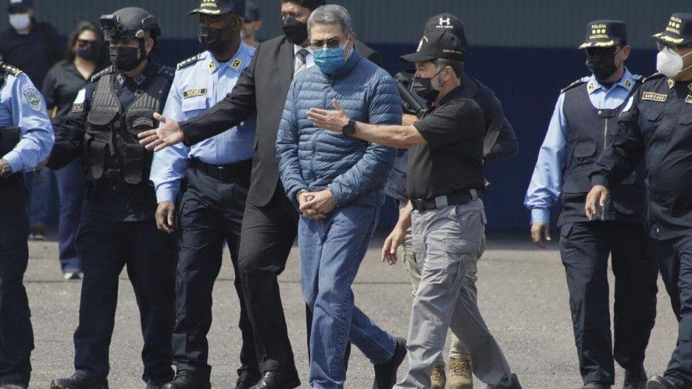 Expresidente de Honduras Juan Orlando Hernández anunció que regresará al país para enfrentar un juicio por corrupción