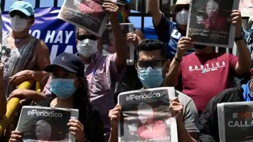 Guatemala disuelve la fiscalía especial contra la impunidad y abre una revisión de causas