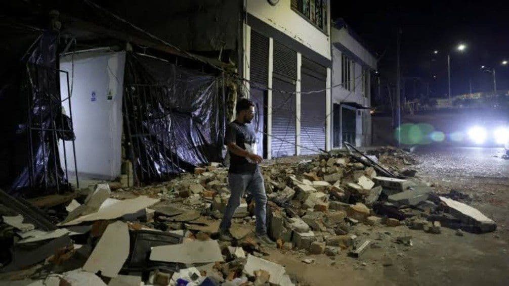 Hospitales de Cali colapsan mientras crece el número de víctimas del sismo de 7,4