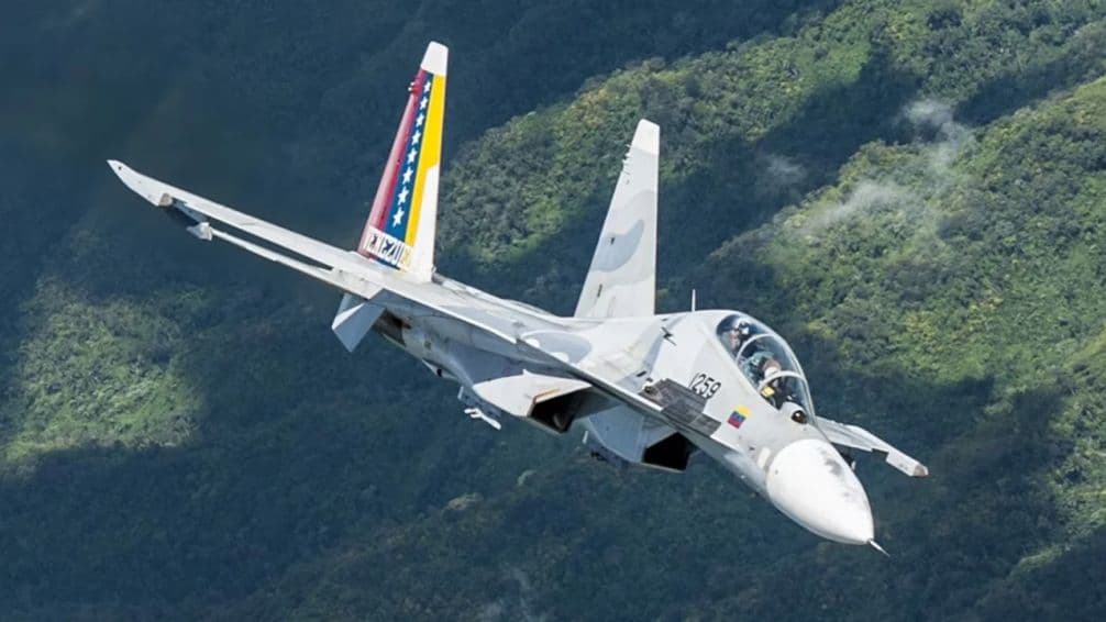 Venezuela exhibe sus aviones de guerra rusos a EE.UU y anuncia maniobras militares